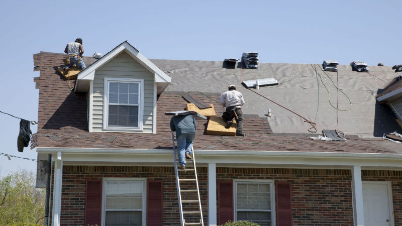 Things to Know Before Hiring a Roofing Contractor in Downers Grove IL